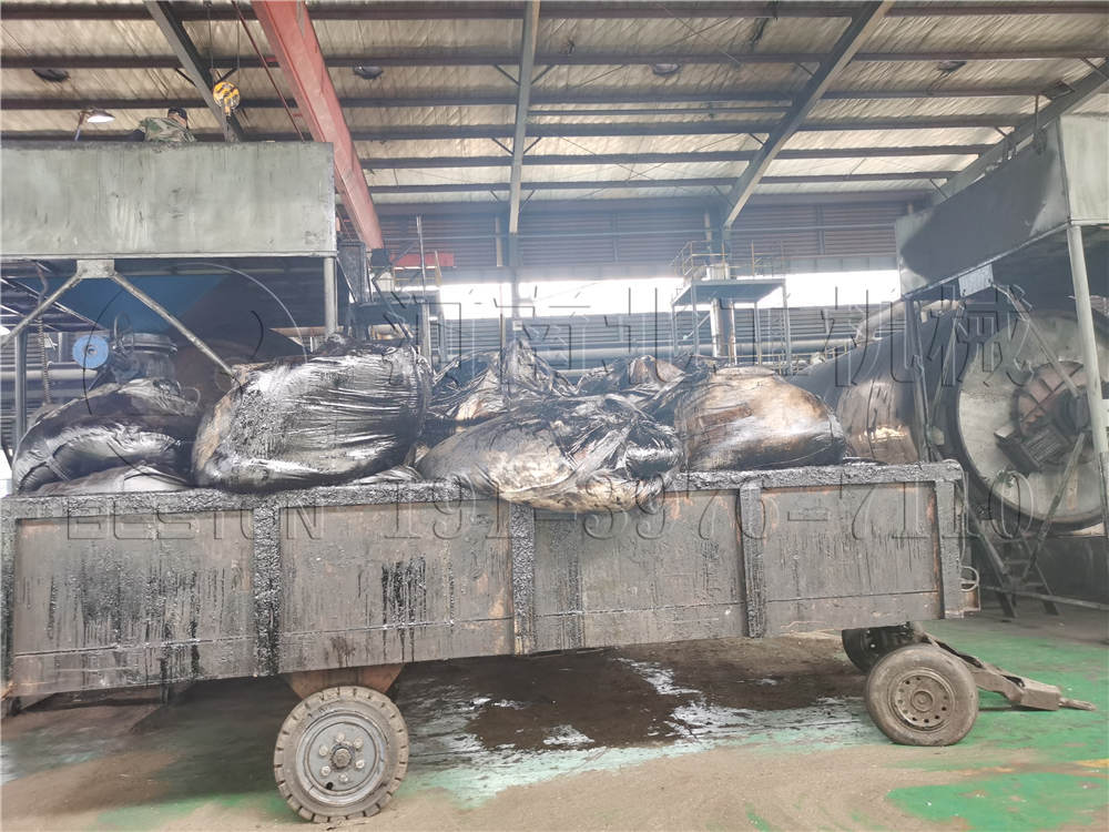 煉油廠油泥怎么處理 污油泥處理一噸多少錢